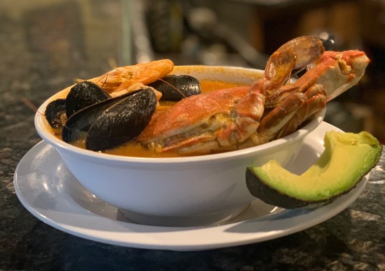 Puchica Caldo de mariscos